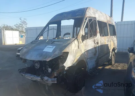 2018 Mercedes-Benz Sprinter 2500 Standard Roof V6 z USA, uszkodzony, nr VIN WDAFE7CD3JP599622